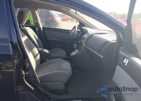 2010 Nissan Sentra 2.0Sr z USA, uszkodzony, nr VIN 3N1AB6AP0AL695939